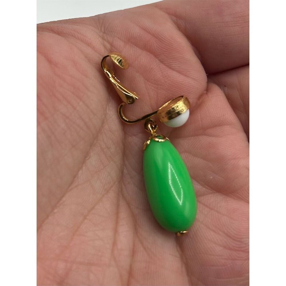 Vintage Avon 1975 "Come Summer" Necklace & Clip On Earrings Set Green - Picture 4 of 6